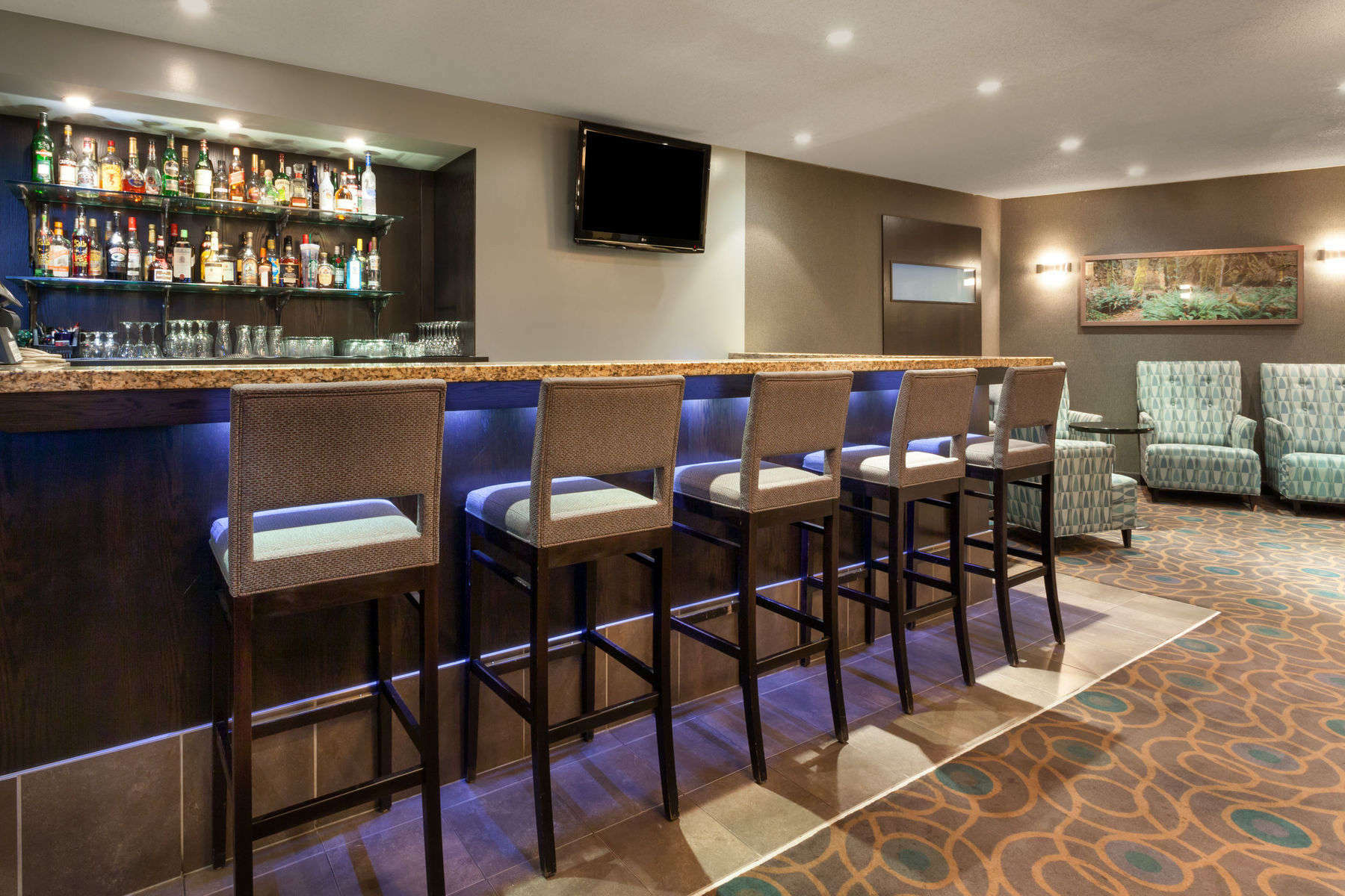 Ramada By Wyndham Kamloops Hotel Exterior photo